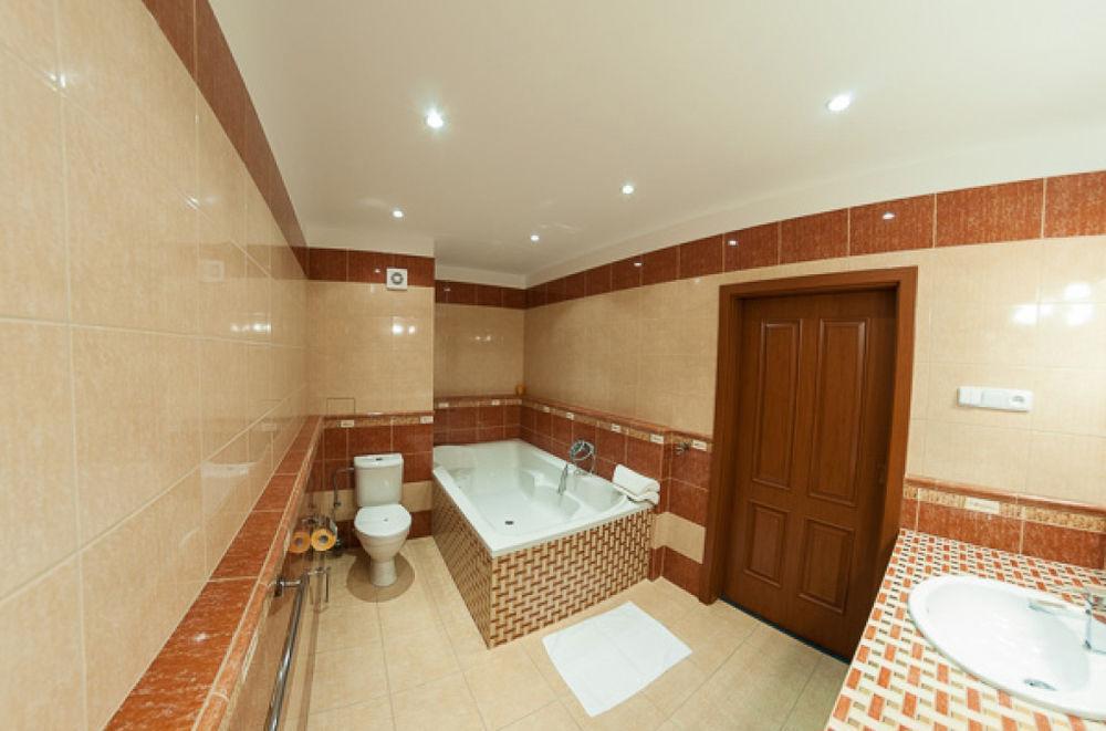 Hotel Radejov Knezdub Exteriér fotografie